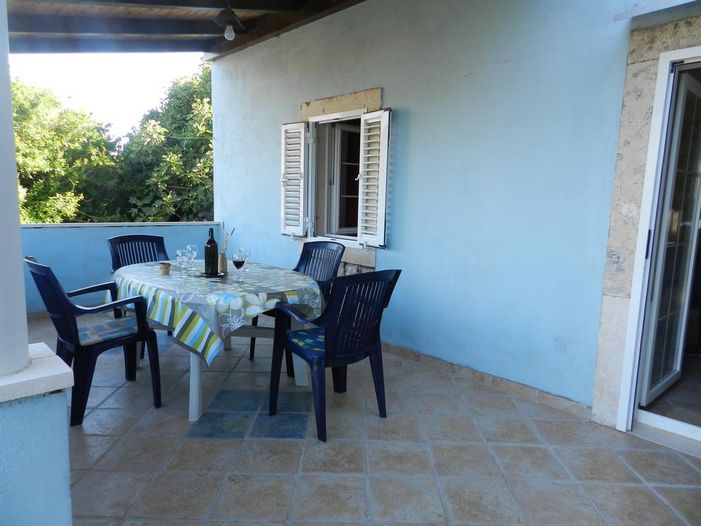 Apartment Deni Lumbarda Rum bild